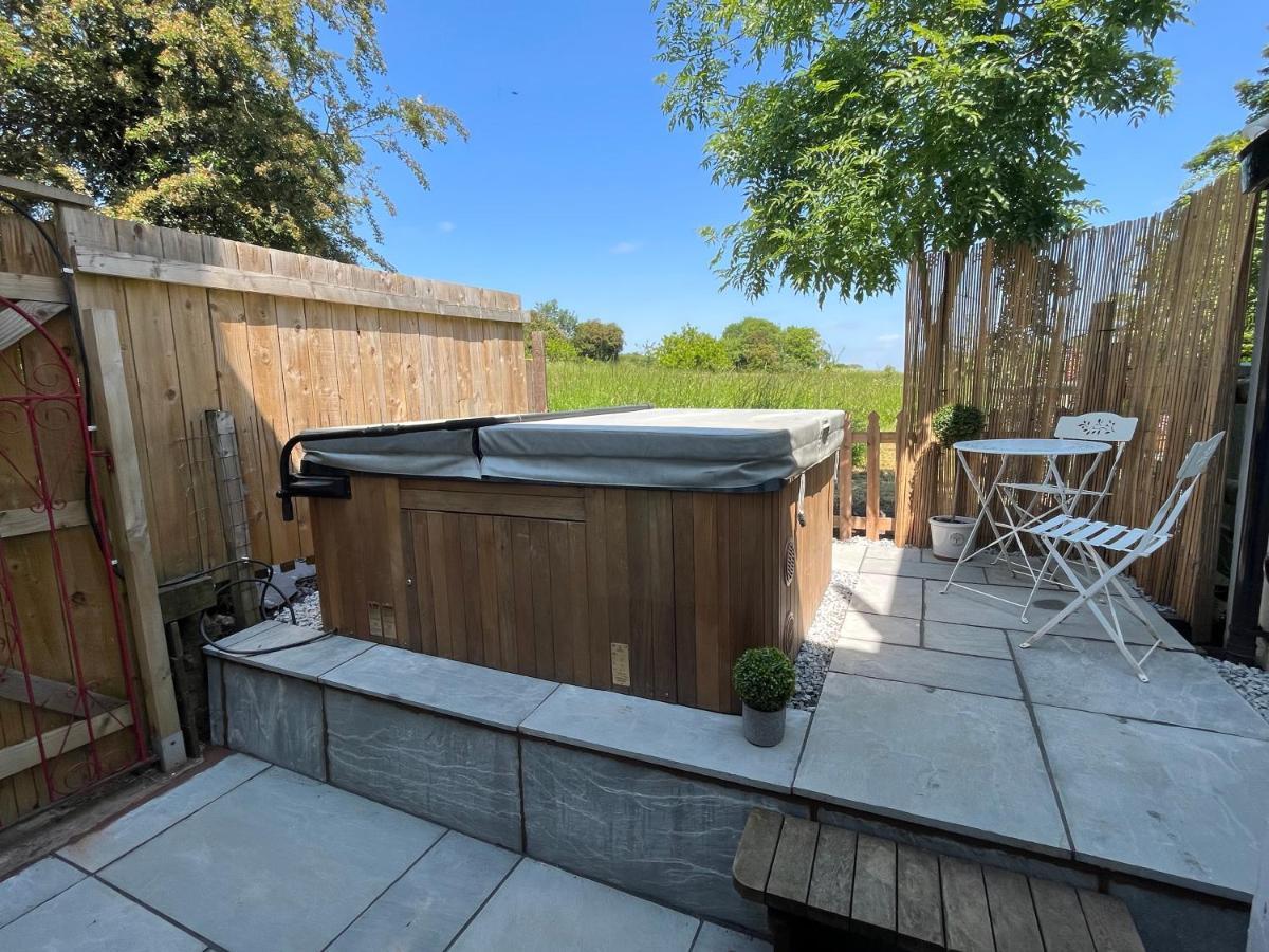 Bay Cottage, Hot Tub Snitterfield Extérieur photo